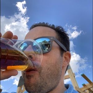 Meet your Posher, Jason